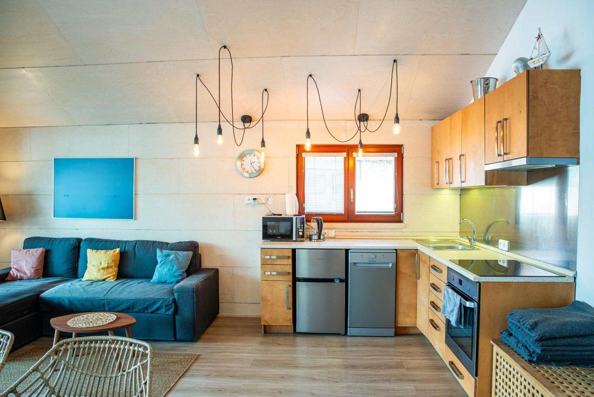 Отель Houseboat Benjamin - Houseboats Benjamin & Franklin Прага Экстерьер фото